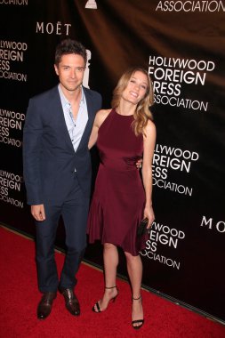 Topher Grace, Ashley Hinshaw