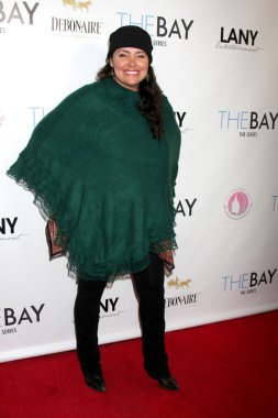 aktris Devon Devasquez