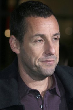 Aktör Adam Sandler