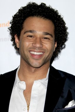 aktör Corbin Bleu