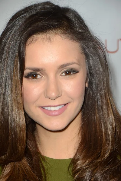 Skuespillerinde Nina Dobrev - Stock-foto