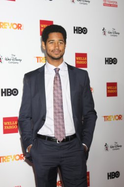 aktör Alfred Enoch
