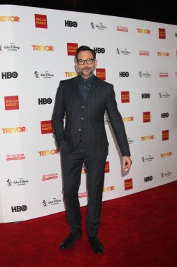 aktör Lawrence Zeryan