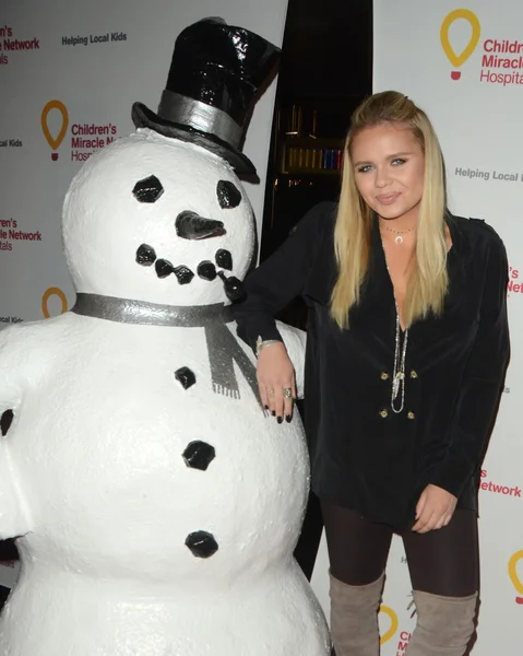 Alli Simpson, Snowman — Stockfoto