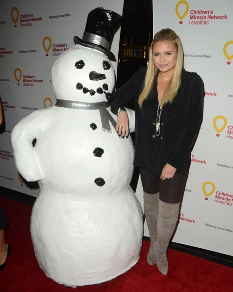 Alli Simpson, Snowman — Zdjęcie stockowe