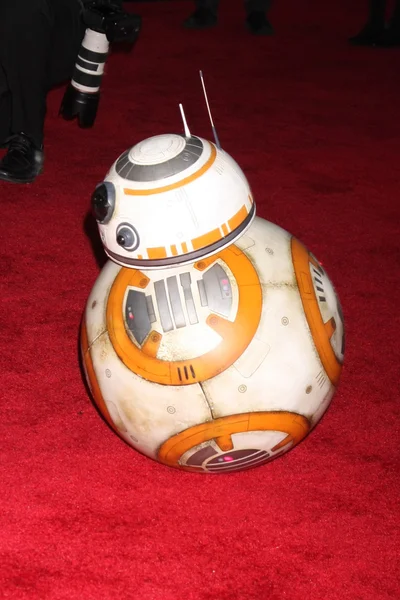 Bb-8 im Star Wars: Die Kraft erwacht zur Weltpremiere — Stockfoto