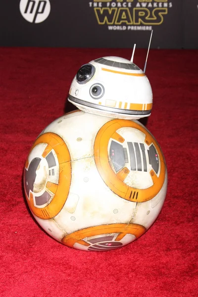 Bb-8 im Star Wars: Die Kraft erwacht zur Weltpremiere — Stockfoto