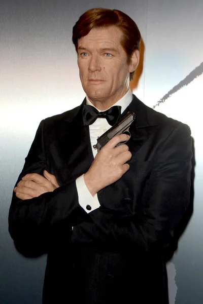 Roger moore figura de cera — Fotografia de Stock