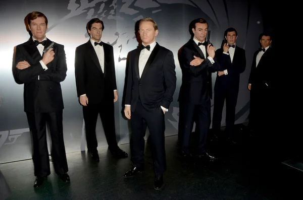 Wax figures of Six Bond actors — Stockfoto