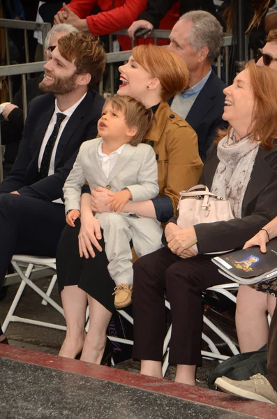 Seth Gabel, Bryce Dallas Howard, Theodore Gabel — Stock Photo, Image