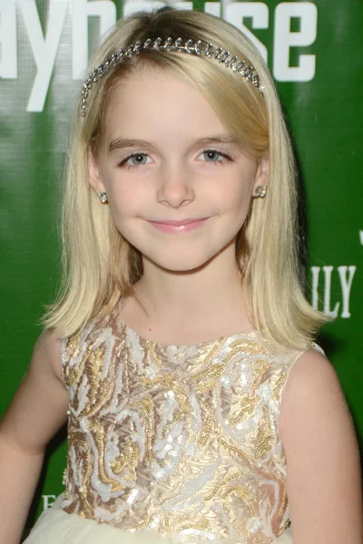 Atriz McKenna Grace — Fotografia de Stock