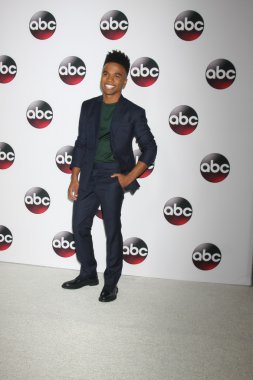 Oyuncu Luke Youngblood