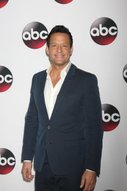 actor Josh Hopkins