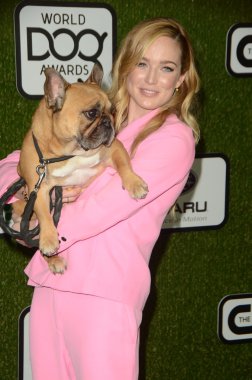 oyuncu Caity Lotz