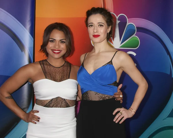 Monica Raymund, Marina Squerciati — Foto de Stock