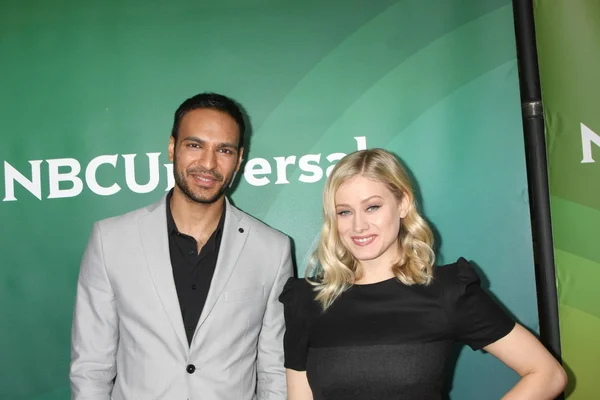 Arjun Gupta, Olivia Taylor Dudley — Stok Foto