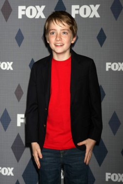 aktör Connor Kalopsis