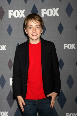 aktör Connor Kalopsis