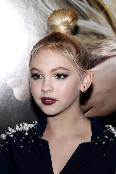 Actriz Jordyn Jones — Foto de Stock