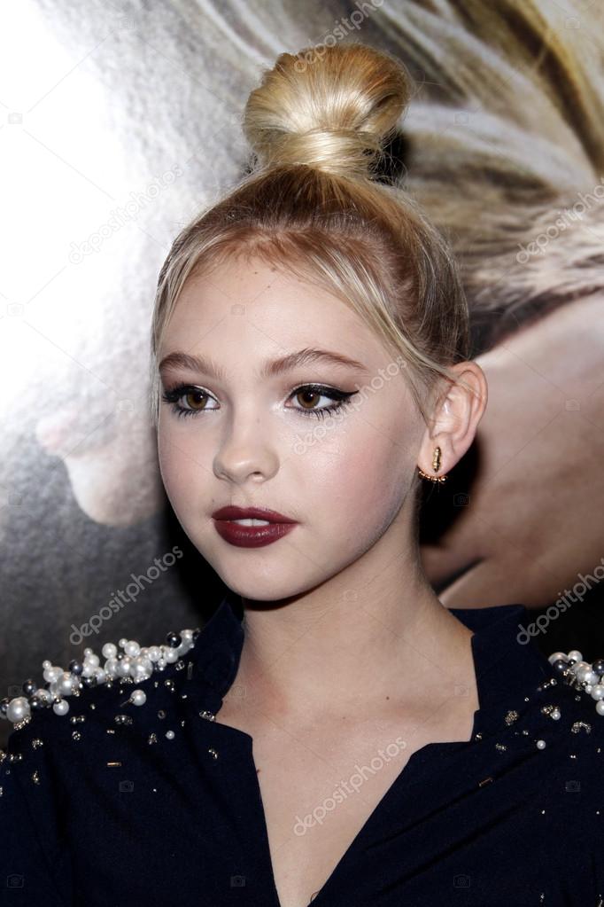 Actress Jordyn Jones – Stock Editorial Photo © Jean_Nelson #96064432