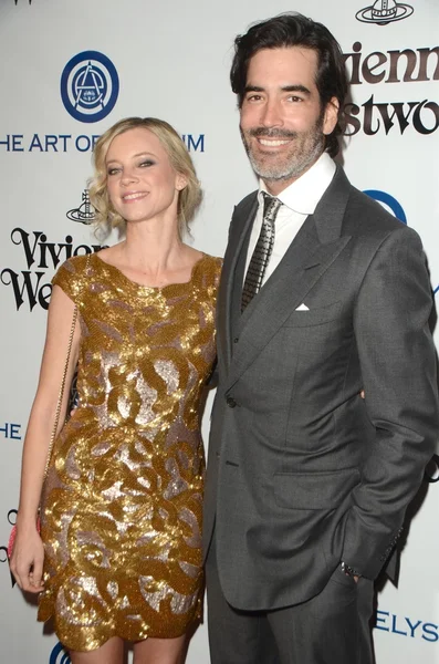 Amy Smart, Carter Oosterhouse — Foto de Stock