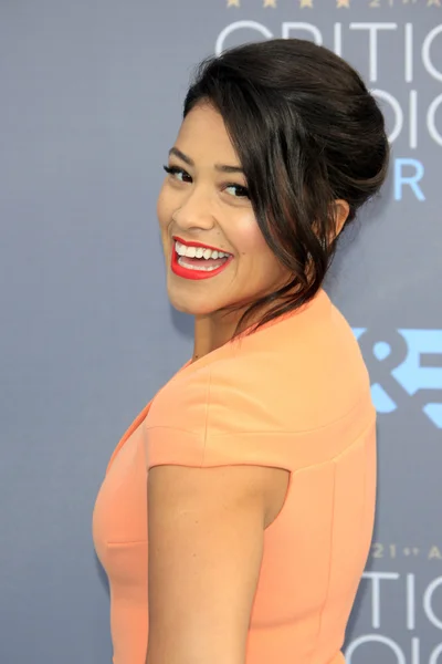 Aktris Gina Rodriguez — Stok fotoğraf