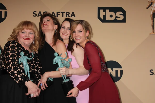 Phyllis Logan, Lesley Nicol, Raquel Cassidy, Sophie McShera, Joanne Froggatt — Fotografia de Stock