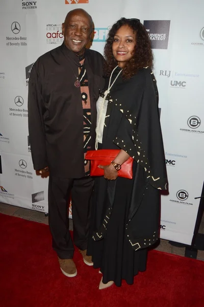 Lou Gossett, Jr e Fiance — Foto Stock