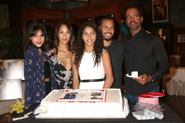 Paris St John, Christel Khalil, Lola St John, Bryton James, Kristoff St John — 스톡 사진