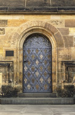 Vecchia porta di Chiesa o Castello