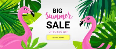 Tropik yapraklı ve pembe flamingolu yaz indirimi afişi. El yazısı metni. Sezon tatili, hafta sonu..