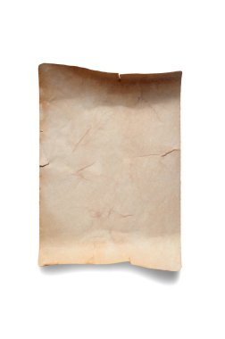 Buruşmuş eski bir kağıt parçası. Uzayı kopyala Beyazda izole edilmiş