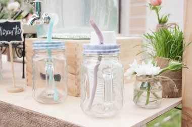 Mojito için boş cam kavanoz