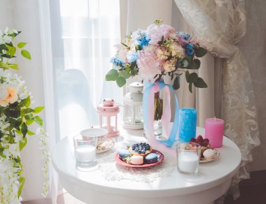 Festival şeker çubuğu servis