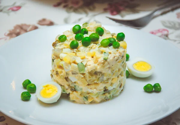 Yumurta ve bezelye salatası — Stok fotoğraf