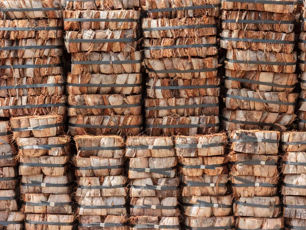 Stack of coconut coir for agriculture. — Stock Photo, Image