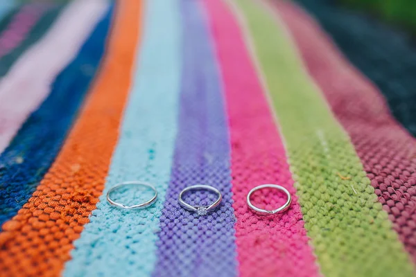 Shiny wedding rings — Stock Photo, Image