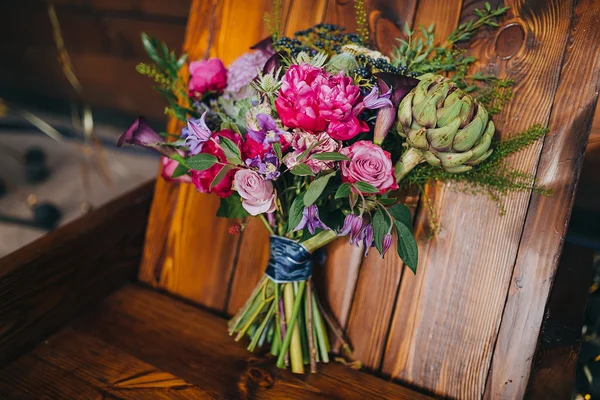 Beautiful wedding bouquet — Stock Photo, Image