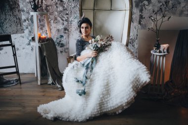 Güzel gelin buketi holding başkanı 