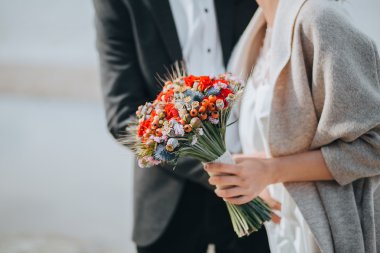 damat ve gelin düğün buket holding 