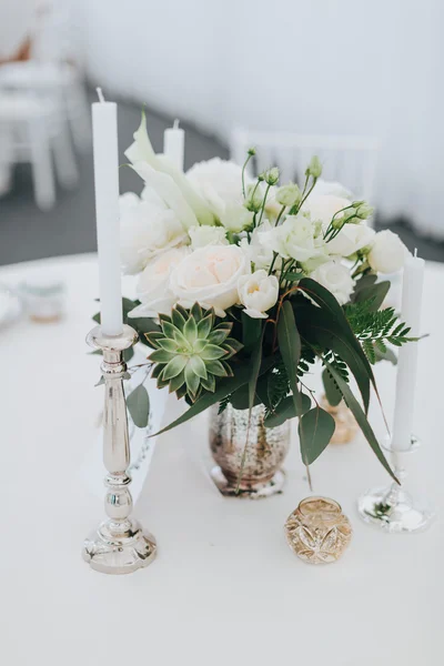 Decoraciones de mesa de boda —  Fotos de Stock