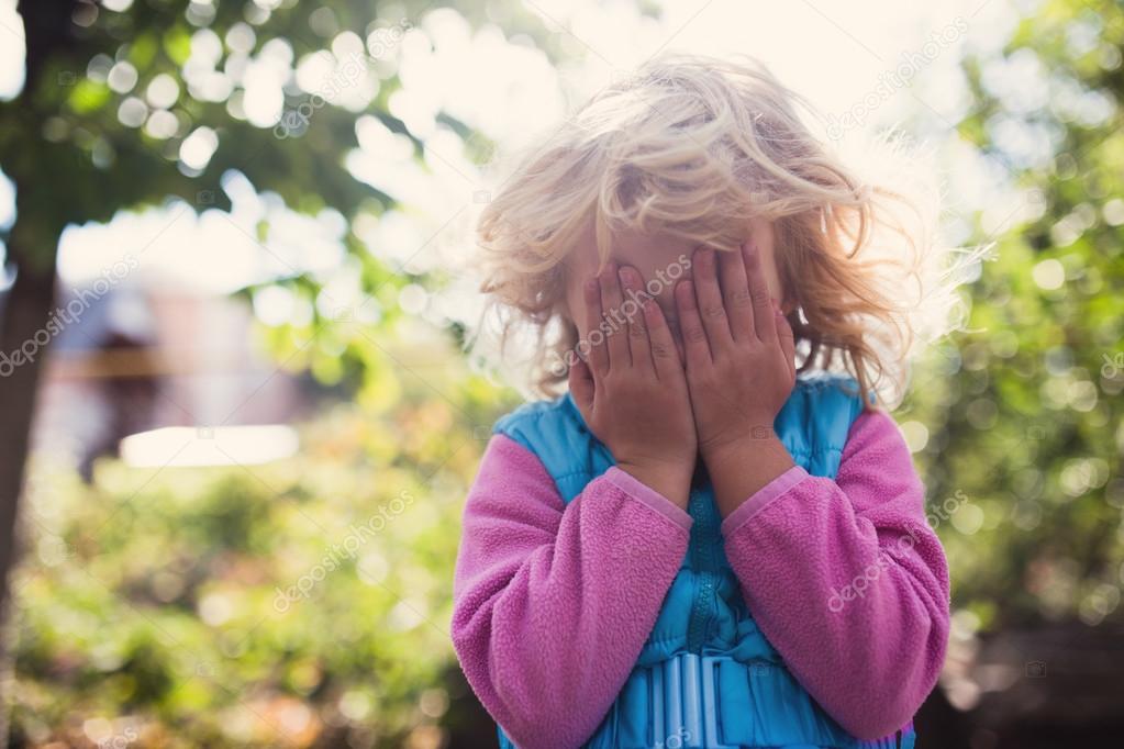 Blonder Und Rothaariger Teenie Bei Schwanzausritt Blonder Und Rothaariger Teenie Bei Schwanzausritt