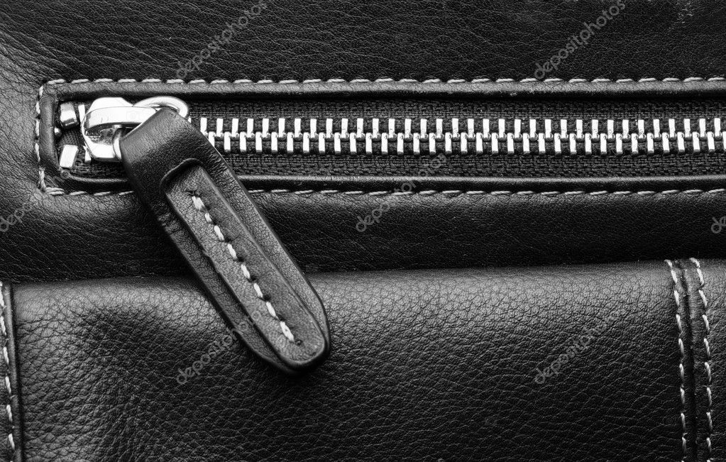 Close up of black leather bag zipper, black leather bag close up — Stock Photo © Maximkostenko
