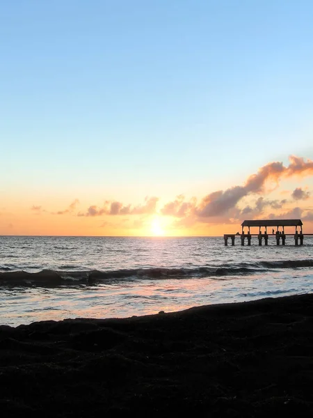 Pôr Sol Sobre Pretos Praia Perto Waimea Kauai — Fotografia de Stock