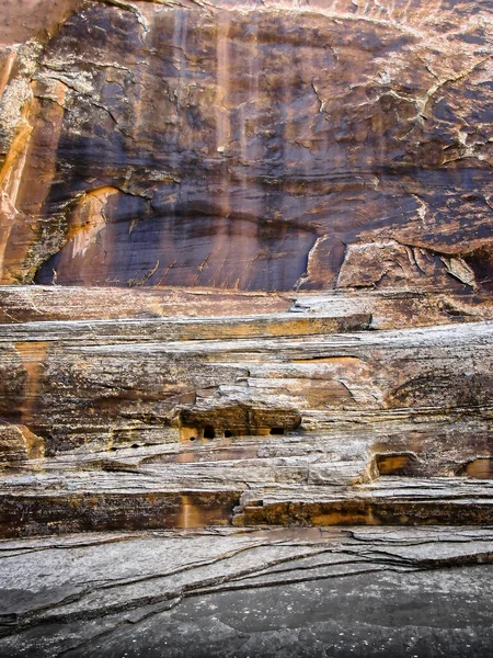 グレートウォッシュ渓谷の奇妙な色とテクスチャ晩秋 キャピトルリーフ国立公園 南中央ユタ州 — ストック写真