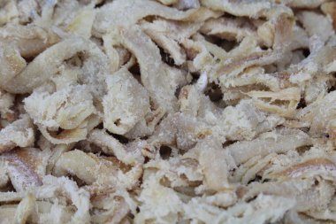 Güzel renkte ve lezzetli bir morina balığı.