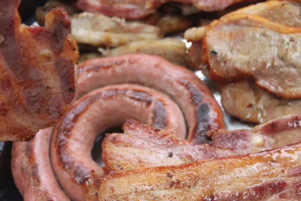 Delicioso Churrasco Recheado Carne Bacon Salsichas Pudins Pretos Calorias — Fotografia de Stock