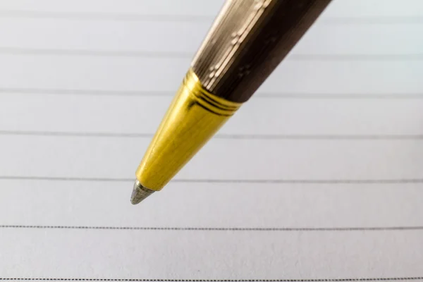 Мбаппе крупным планом золотую ручку — стоковое фото