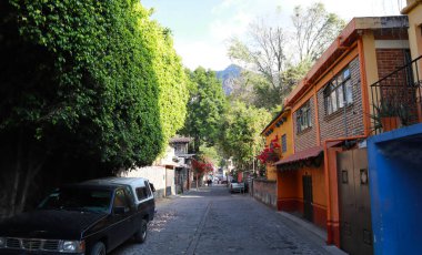 Tepoztlan, Morelos. Meksika, 10 Ocak 2021. Tepoztlan Caddesi