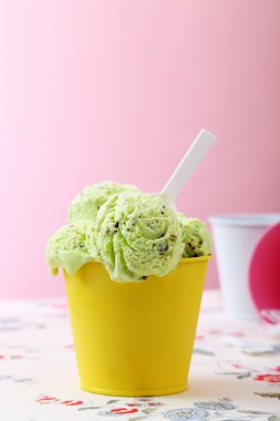 dondurma Sarı metal Kupası